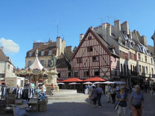 Place François Rude in Dijon